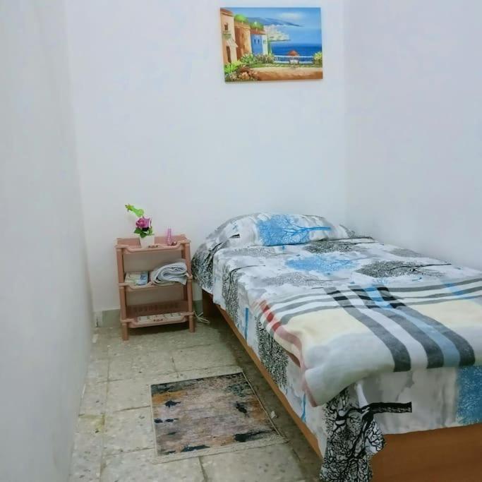Single Room Near "World Trade Centre&Beach" Abudhabi アブダビ エクステリア 写真