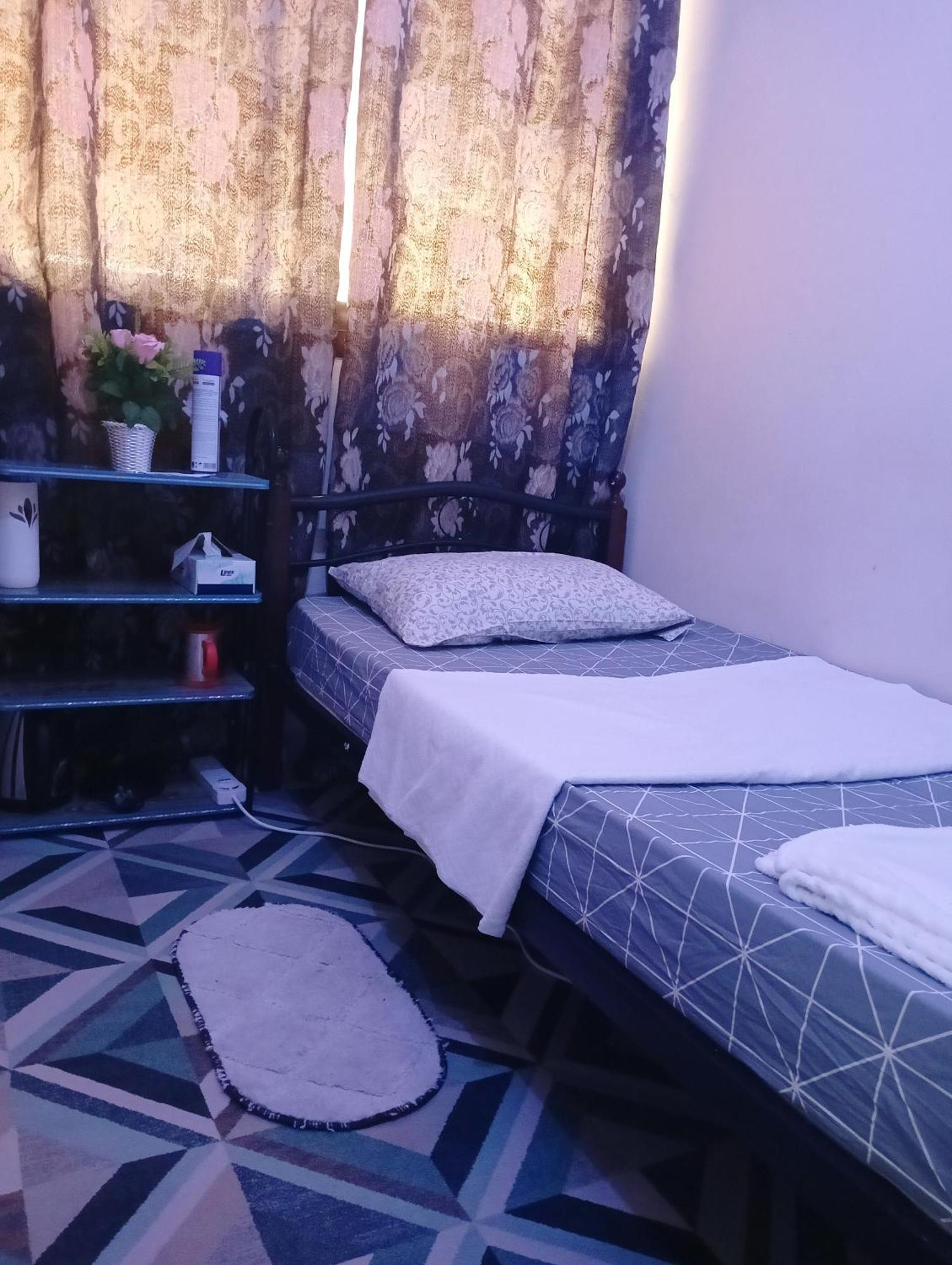 Single Room Near "World Trade Centre&Beach" Abudhabi アブダビ エクステリア 写真